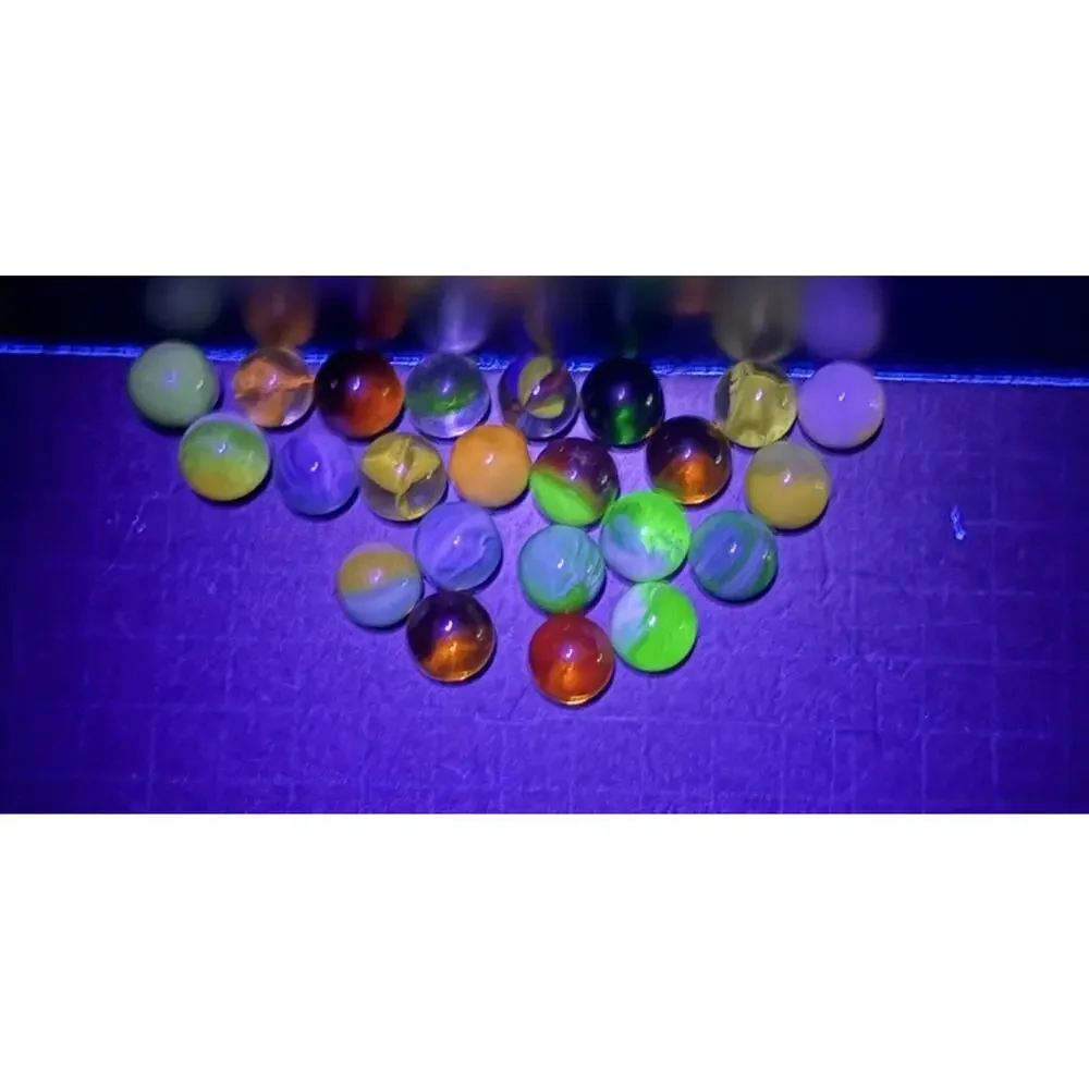 Akro Agate Corkscrew Marbles UV Reactive Cat’s Eyes Beach Ball Swirl Lot of 23
